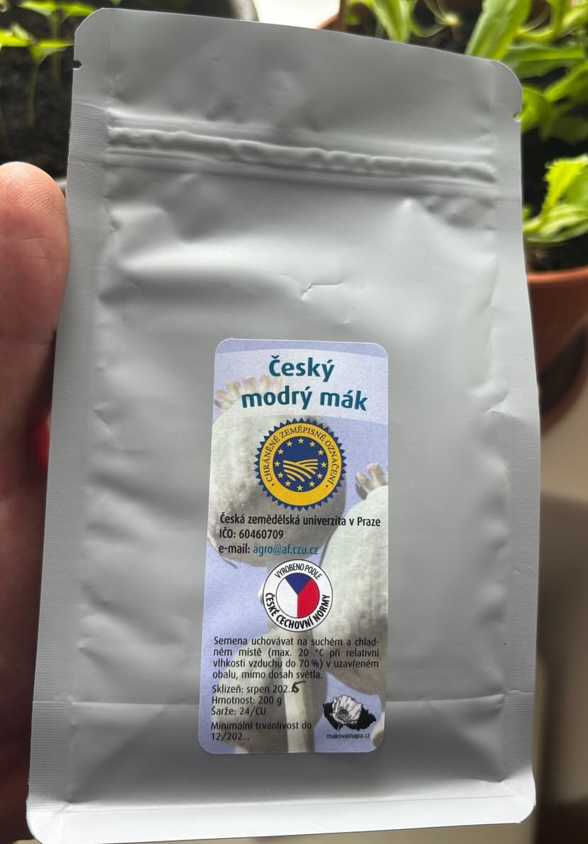 Mák